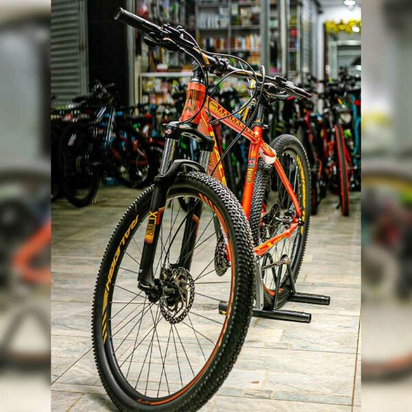 Great Bike! Affordable Raleigh Mara Size 27.5 Bicycle Orange - Image 3