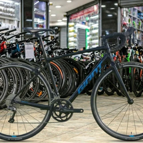 Giant Contend 3 Road Bike with ALUXX Aluminum Frame