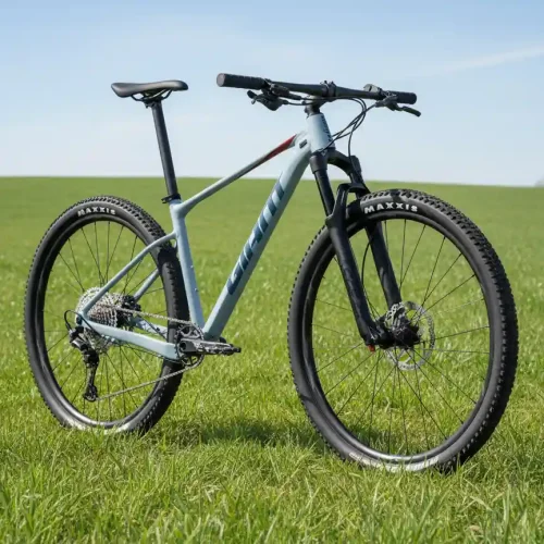 Giant XTC SLR 29 Mountain Bike 2 with Aluminum Frame