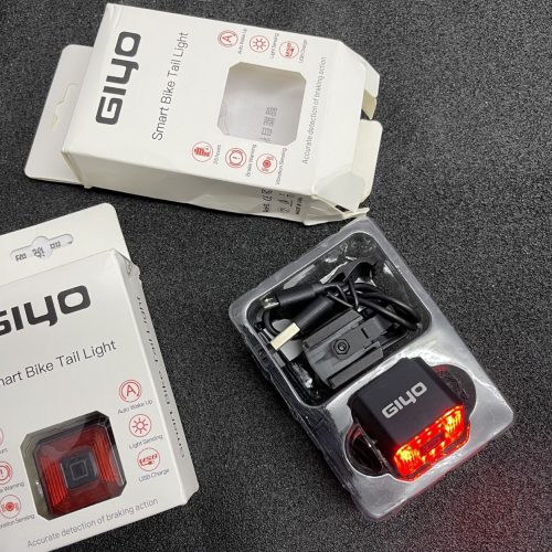 GIYO Smart Bicycle Tail Light with Brake Detection