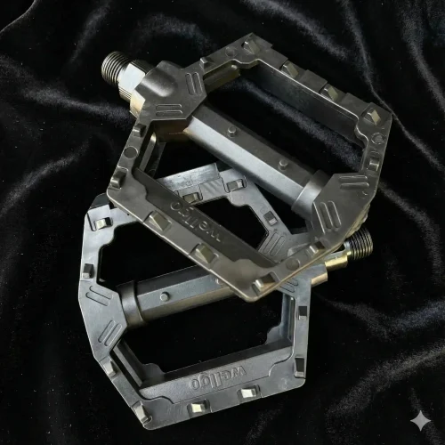 Wellgo V205 Resin Pedal with Wide Platform and Anti-Slip Surface