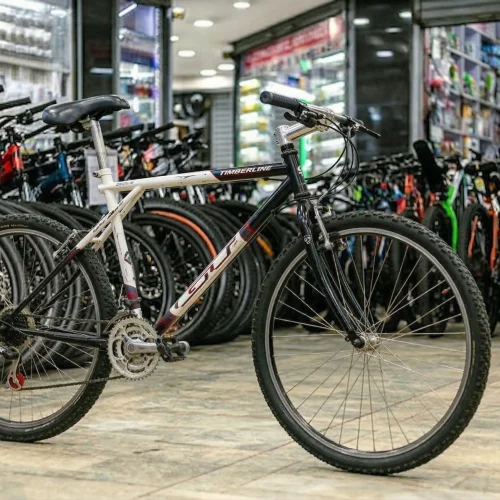 GT Timberline Mountain Bike 26-Inch with Chromoly Steel Frame (Pre-Used)