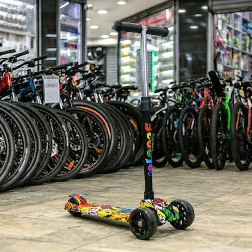 Graffiti Pop Design Kids Scooter 3-Wheel with Adjustable T-Bar