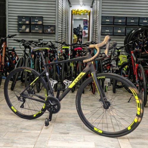 Cube Attain Race GTC Pre-Owned Full Carbon Road Bike – Shimano 105 2×11 Hydraulic Disc Bicycle